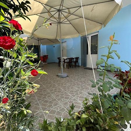Garden Holiday Studios Himare Bagian luar foto